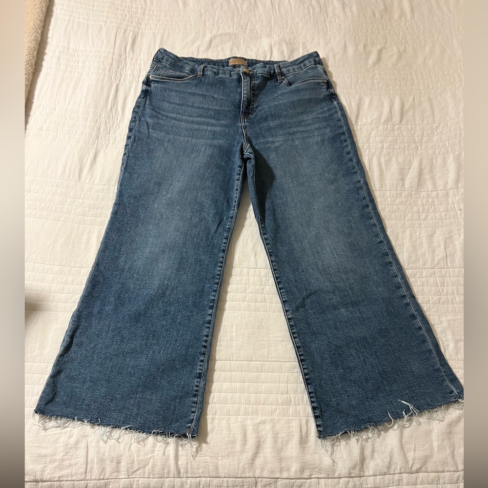 Kut from the Kloth High Rise Meg Fab Ab Wide Leg Jean- Size 18